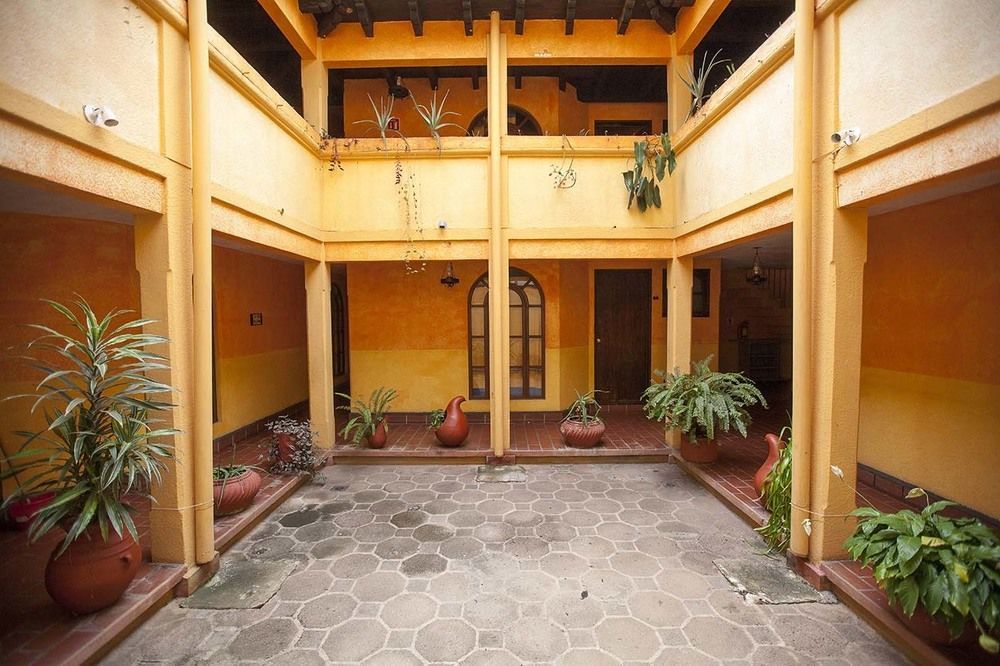 Hotel Plaza Santo Domingo San Cristóbal de Las Casas Exterior foto
